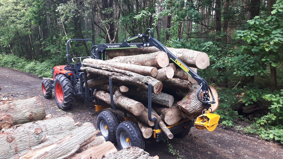 New Timber trailer for small tractors